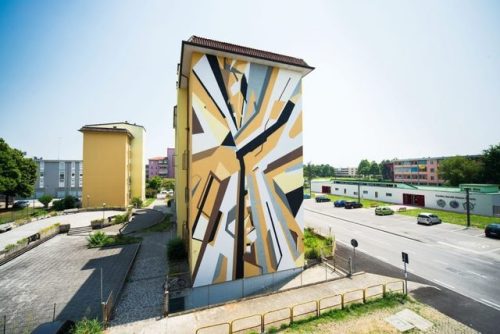 Catalan street artist Elbi Elem:a) at L’Hospitalet de Llobregat, Barcelona, Cataloniab) high wall in