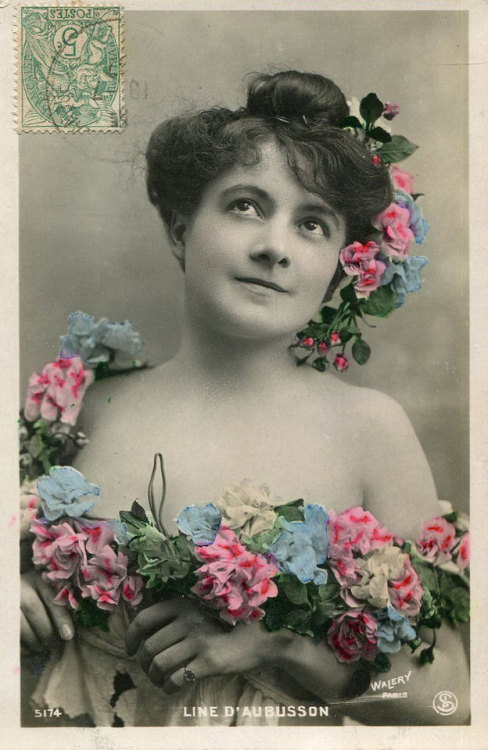 Actress Line d'Aubusson with flower garland