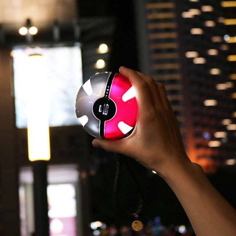 90skidshop:  Pokemon GO Pokeball USB Charger - AVAILABLE HERE!  Save 10% on all Pokemon
