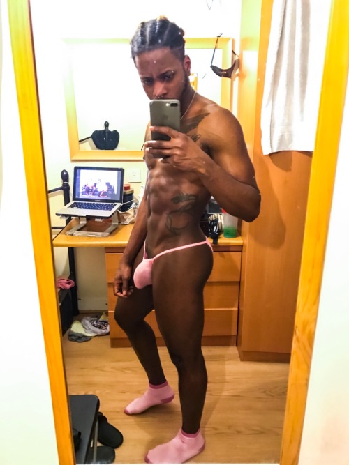 nejhe:  Niggas in P!NK  🌸🎀🐷🐽👛👚 Ig @NejheRyutt Sc @TheeKingRebel