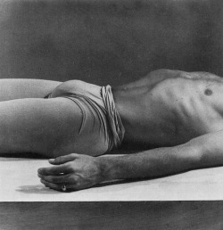 nothingexceedslikeexcess:  Robert Mapplethorpe. 