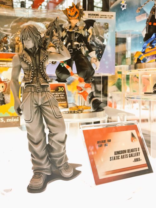 kh13:  Check out the brand new Kingdom Hearts II Riku Static Arts Gallery & 6″ Sora Action Figure displayed by Square Enix at NYCC 2016![Read More…]