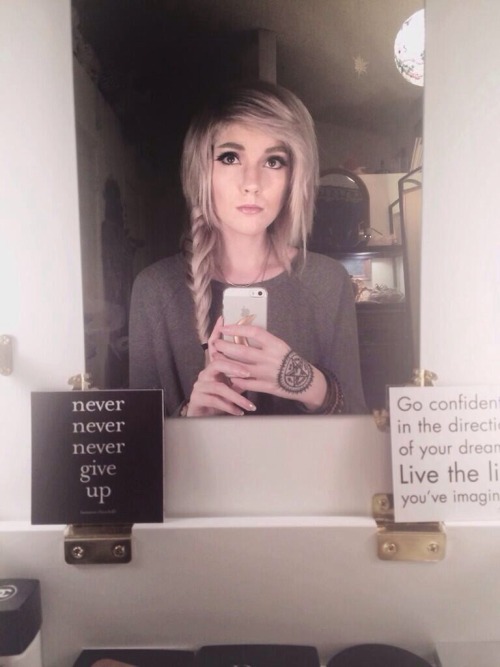 Leda Muir adult photos