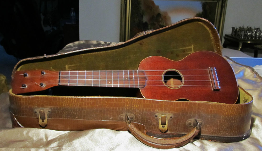 martin travel ukulele