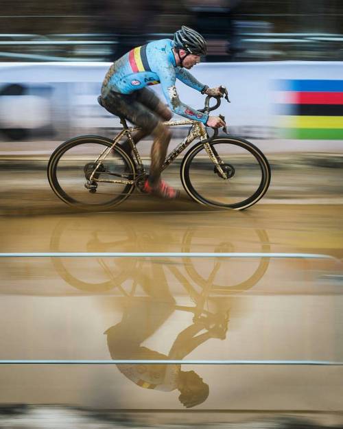 hizokucycles: #Repost from photographer @michalcervenyphoto - #panshotfriday: @thijsaerts at #bieles