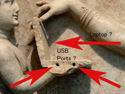idontcareifitsreal:  pro-gay:  ceeberoni:  brylup:  ceeberoni:  jesusbeans:  Or it’s a jewellery box…  what kind of jewelry box has usb ports. the truth is out there  It’s a fucking mirror  What kind of mirror has USB ports????????   confirmed 
