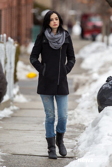 heroesofhellskitchen:  Krysten Ritter as Jessica Jones 1st appearance http://www.comicbookresources.com/?page=article&id=59138