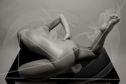 dreamnudes: EROTIC GEOMETRY PART 2/2. Author: Unknown. If you know about the author of these photos, please send me a message.