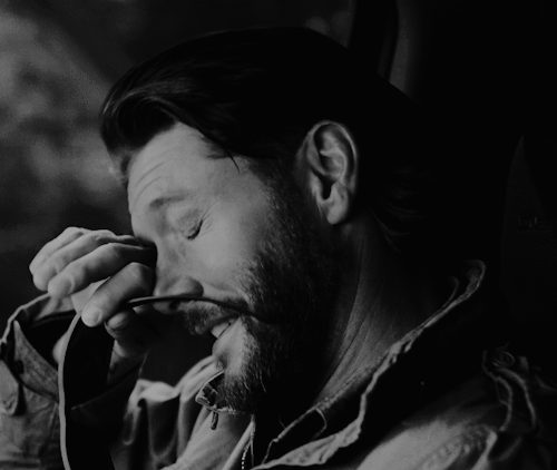 Jensen Ackles As Russell Shaw Tracker (2024) | 1.12 – “Off The Books”