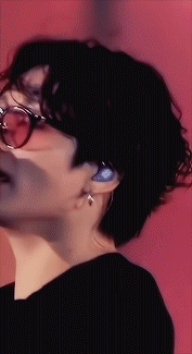 jjungcooks:best of kookie: 16 / ∞→ outstanding with glasses.