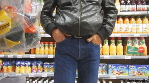 femboydl: another very nice diaper pooping adventure at the mall in levis jeans. it was a huge one.h