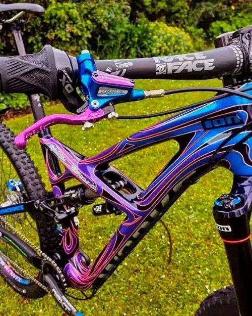 Hot or Not ?!?! . #Specialized #raceface #mountainbikes #mountainbike #MTB #mtbtrails #mtbtrail #tr