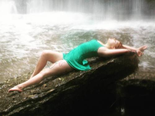 Preview of what’s to come…Photo: @mastersplaythings#waterfall #mermaid #reallifemer