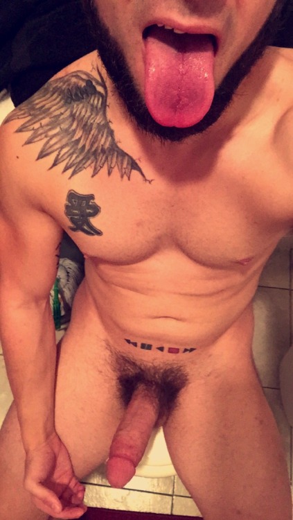betomartinez:   Follow my buddy PM’s blog for more info and pics of him like this!  Check him out and hit him up. IG: P.xxiv_ http://fresszzhh.tumblr.com/ Beto’s Corner  http://betomartinez.tumblr.com/   