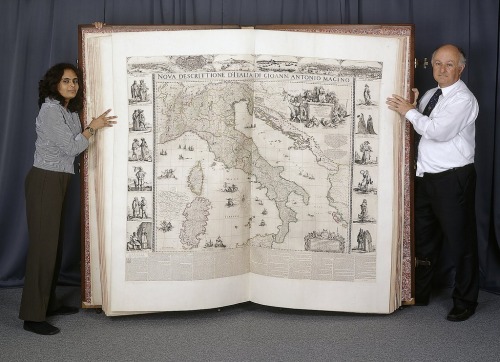 erikkwakkel:The biggest book in the worldStanding 1.75 meters tall (almost 6 ft), this is the bigges