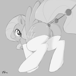 Here’s some Flutterbutt while I’ll