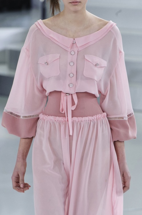 thefabuleststp:Details at Chanel for Spring 2014