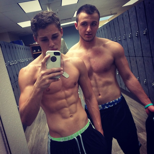 triley021:  Watch hundreds of HOT REAL MEN like this on cam at LiveCamJocks.com