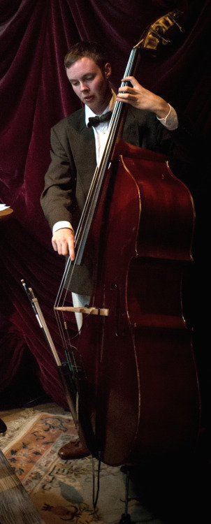 Perry Cooper and Trio: On the doghouse, Mr. Owen Clapp . (Costume: Angi Bell Ursetta. Photo: Scott P