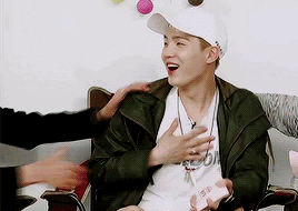 agustdz:taegi holding hands ♡