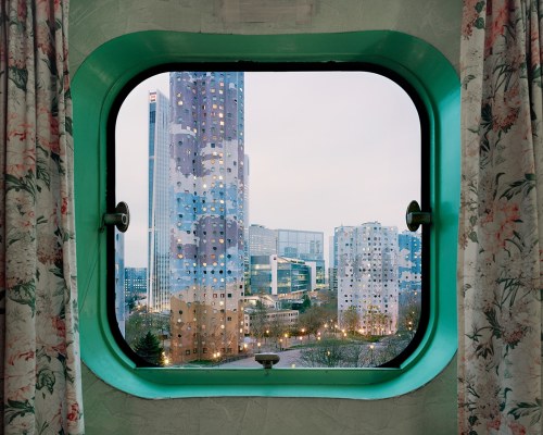 mymodernmet:Modern Paris Seen Through Retro Porthole Windows of ‘Tours Aillaud’ High-Rises