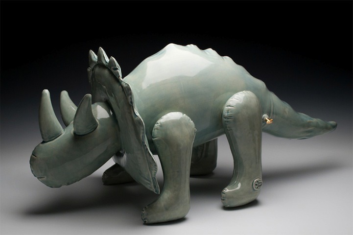 f-l-e-u-r-d-e-l-y-s:  Ceramic Sculptures Look Like Inflatable Toys by Brett Kern