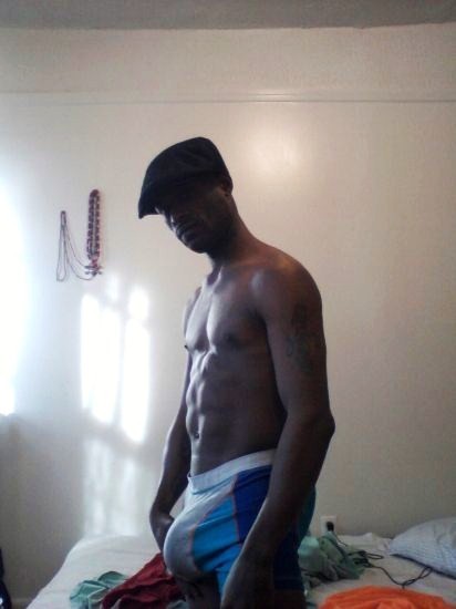 bigthingz:  Too Much Dick For 1 Dude To Have….DAMN!!!!!