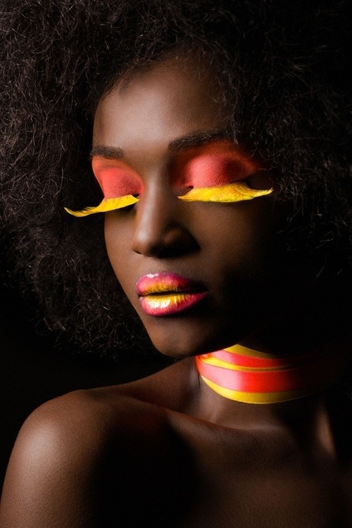 lovelyandbrown:painted on.