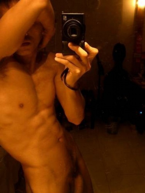 https://sgayq.tumblr.com/post/100757571212