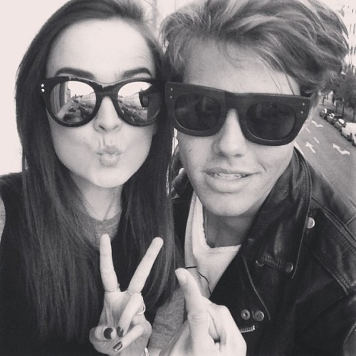 missvert: Andy from StyleScrapbook and Andreas Wijk