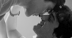 clarkegroffin:Marti and Nico + kisses
