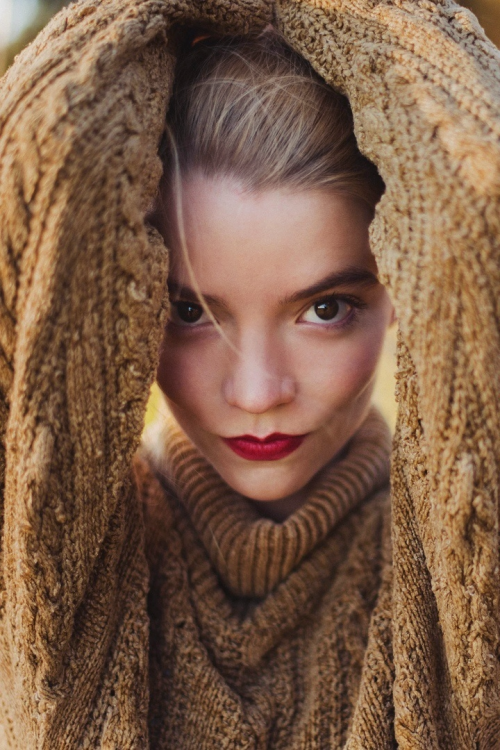 sineva: Anya Taylor-Joy by Pip