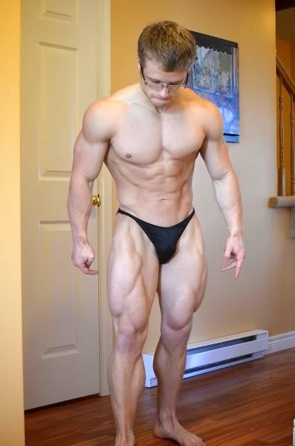 Porn photo musclemen-glasses:Jeff Nippard funbdsmlr