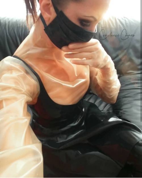 rubbercoated:  awesome-latex: Love the way @constance_chaos looks in this loose fitting latex outfit