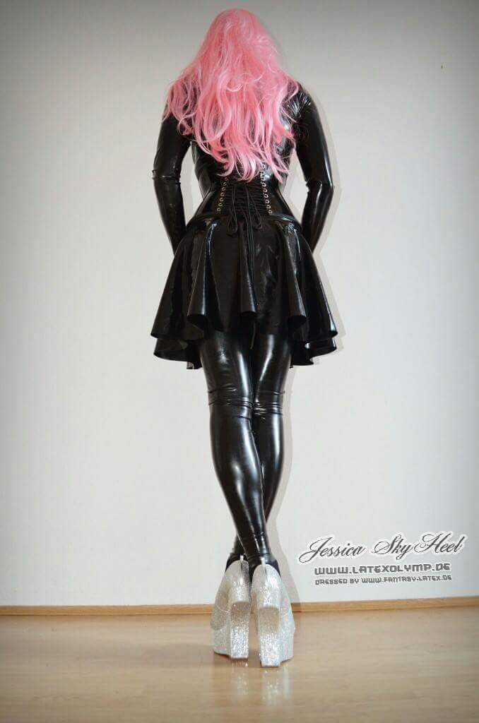 M2F Rubberdoll4Bi-sexGirls