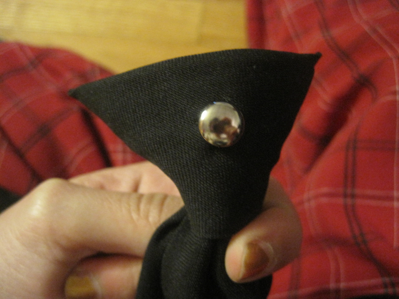donnerdontcosplay:  Today I worked on Black Tiger/Ebitetsu’s tie :D  I got a clip