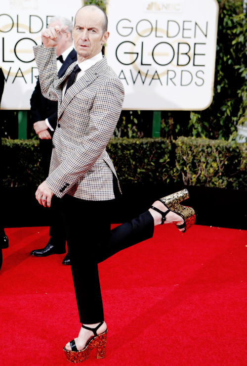 fionagoddess:  Denis O'Hare attends the 73rd Annual Golden Globe Awards held at the