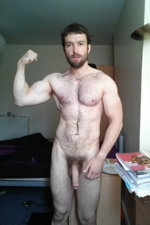 maureus-da-lybra:MMMMMMMMMMMMMMMMM DADDYSEXXY SEXXY BODY