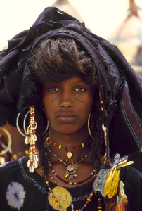 angryafricangirlsunited:  Wodaabe women: The Wodaabe or Bororo are a subgroup of