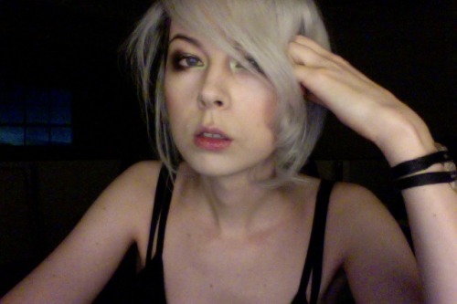 i think i lost some weight recently and i feel like im lookin a tad more androgynous than usual and 