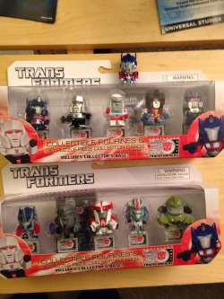 On the way back from San Diego, we stopped by a TRU and found these adorable guys amongst the TF4:AOE toys!