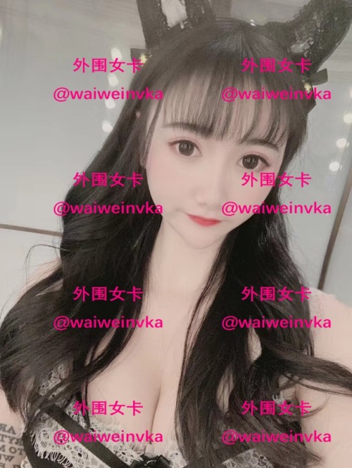 广州025号小梦瑶#外围女 #商务模特  #外围 #约炮小梦瑶   广东人  身高160cm，45kg，胸围34B，00后18岁价格：一次800，两次1600，地址：天河