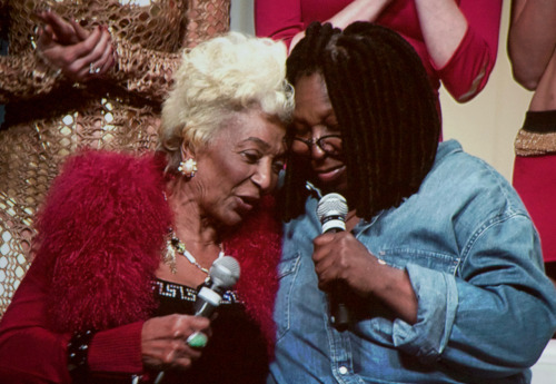 trekkiefeminist: Nichelle and Whoopi yesterday at Star Trek Las Vegas - part of a beautiful tribute 