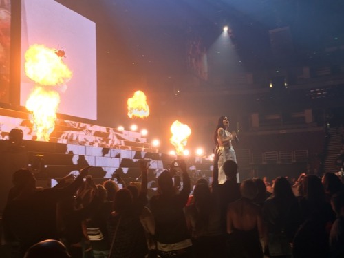 Halsey | Honda Center | 11.4.17Instagram