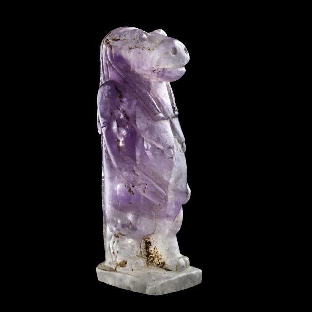 XXX treasure-of-the-ancients:Amethyst figure photo