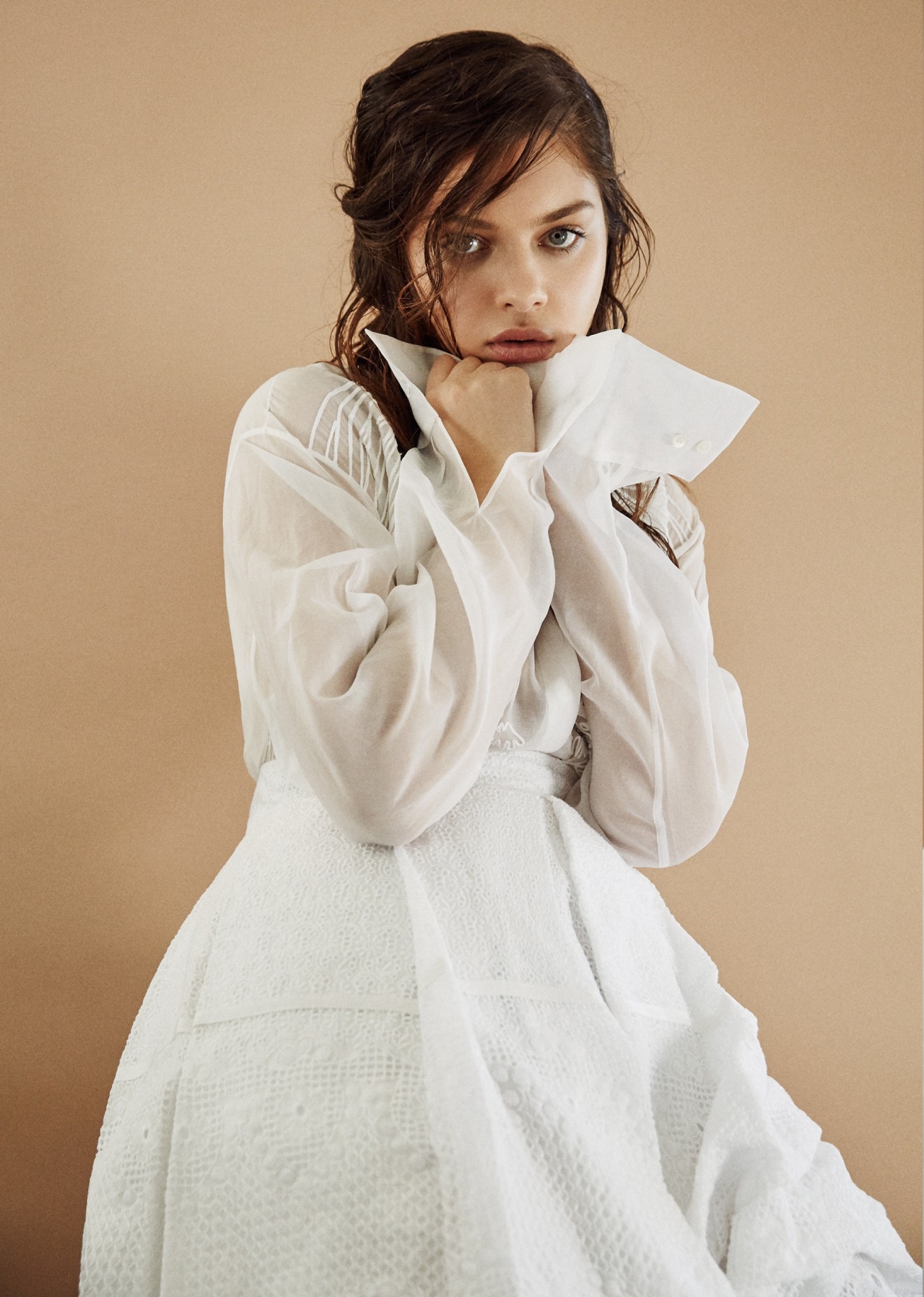 celebrity-photoshoots:  wonderland magazine december 2015