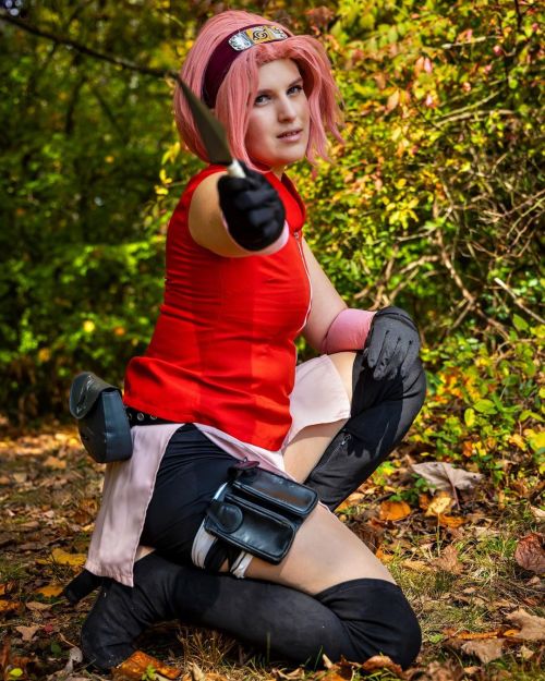 Starting off the week right. Here’s some good old sakura! ❤️ by @shanem201 #Anime #manga #cosplay #c