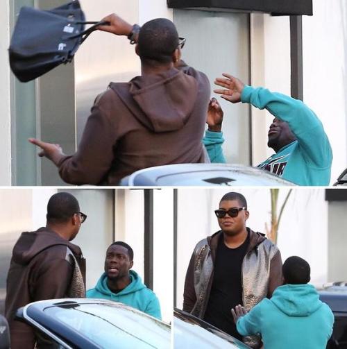 dannydonedidit: dupreshalavonne:   snizzydoesit:  crymeweaves: EJ Johnson beating Kevin Hart with his ๖,000 Birkin Bag   Lmao is EJ like 6'4?   I need a backstory   LMFAO THE FIRST PIC 