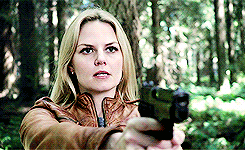  Emma Swan - Both sides of the Law 