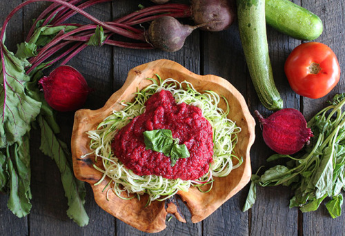 Raw Vegan Beet Marinara + Zucchini Noodles(Click image for recipe)